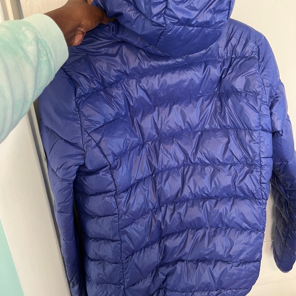 Womens light weight jacket with hood - Picture 5 of 7